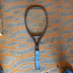 Yonex tennis racket