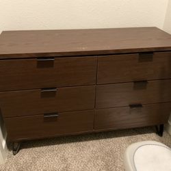 Double Dresser And Nightstand Bedroom Set