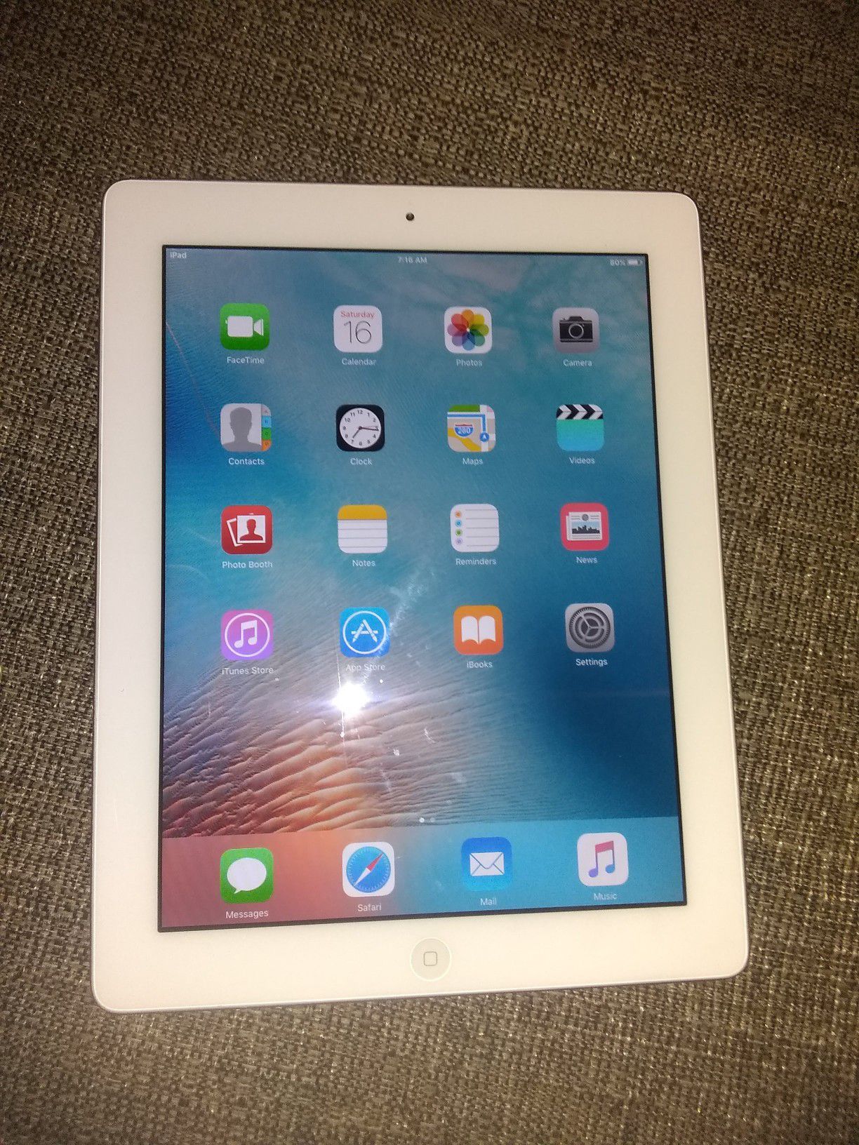 Apple iPad 2 Like New