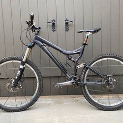 Specialized “S-Works” Stumpjumper Mountain Bike