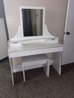 Make up Vanity