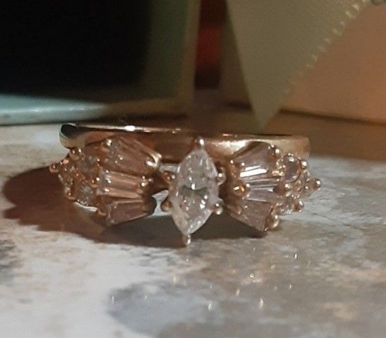 14K Marquise Solitare Wedding Ring Emerald & Round Cut Diamond Band 1 ctw Sz 6.5