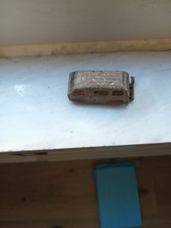 Old  van.,no tires, paint, makle offer.