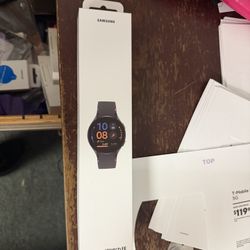 Samsung Watch FE unopened