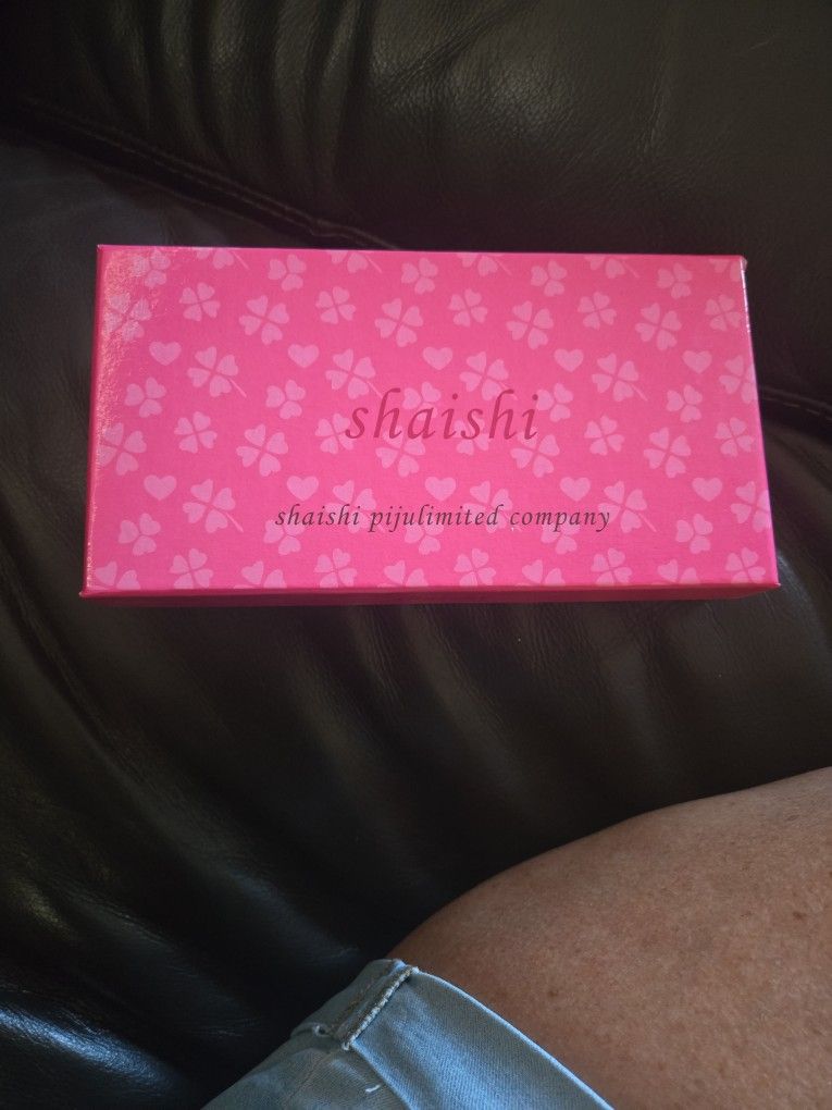 Shaishi Wristlet Purse