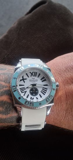 Aqua swiss watch