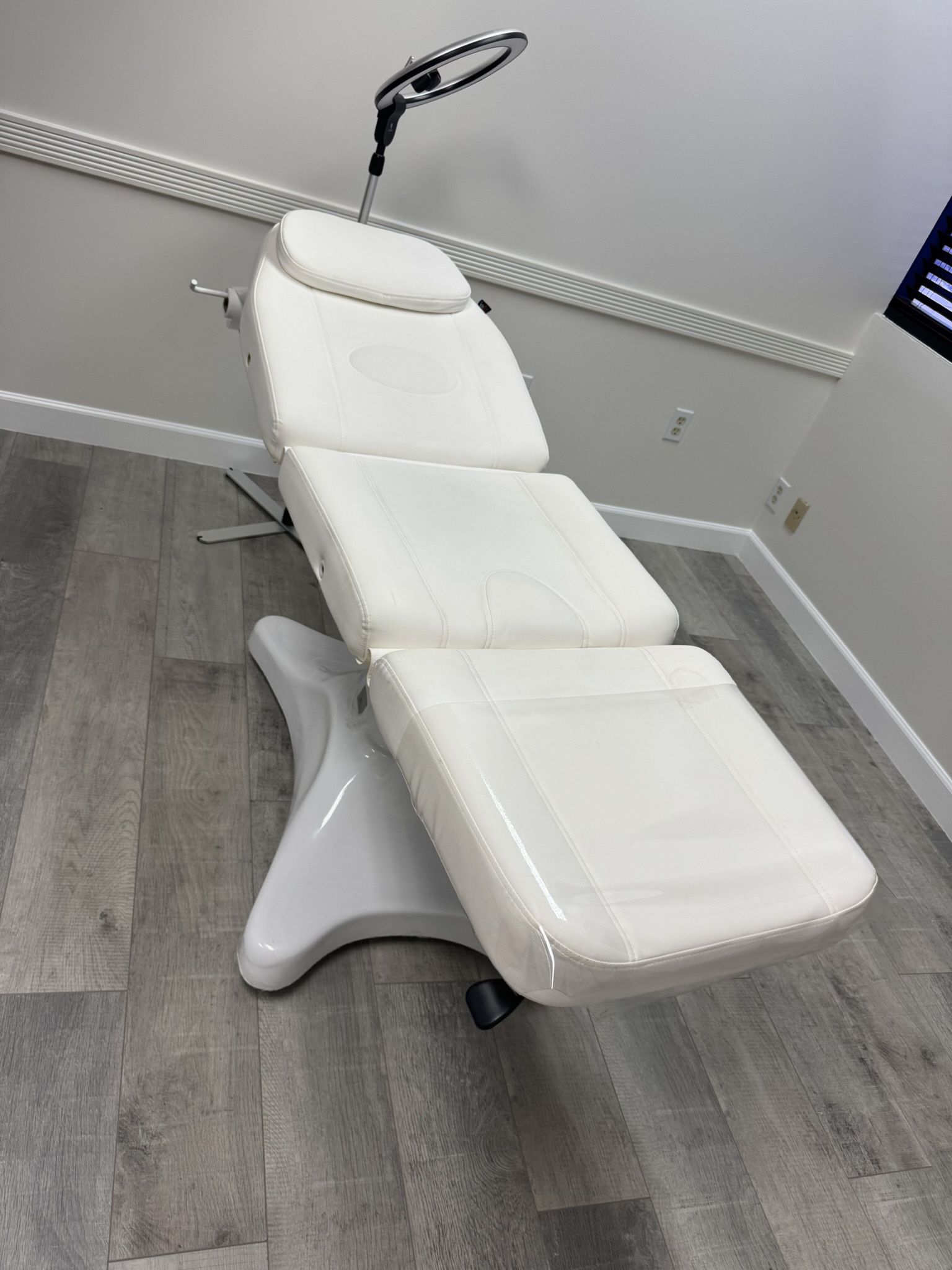 Esthetics Chair