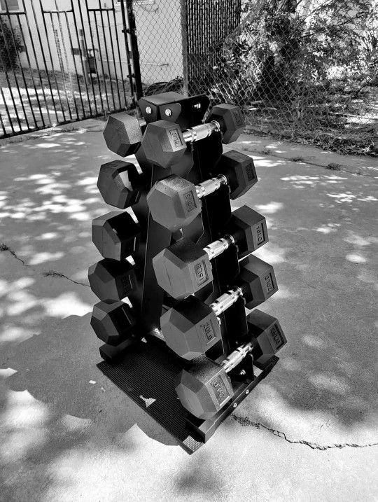 5-25 Dumbbell Set with Rack, New in Box