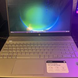 HP Pavilion15.6 “ HD Laptop