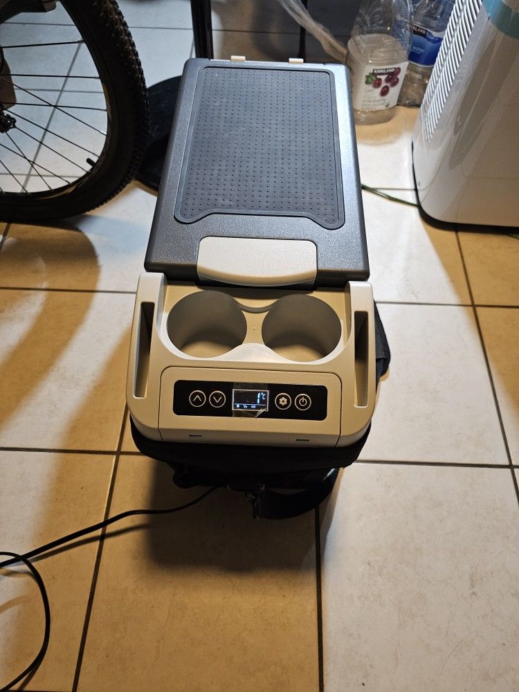 Compact Refrigerator