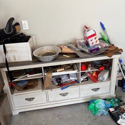 Tv stand