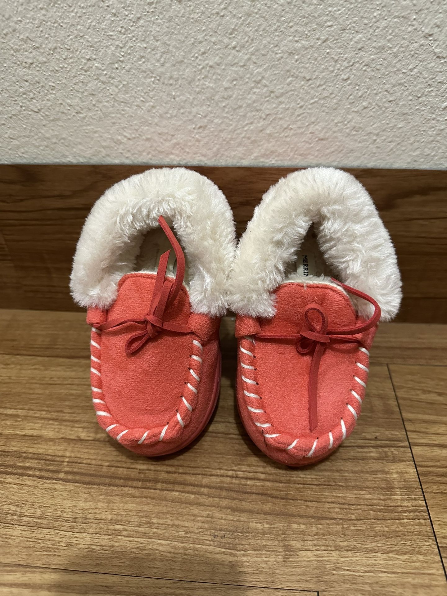 Toddler Moccasin Slippers – Size 7/8
