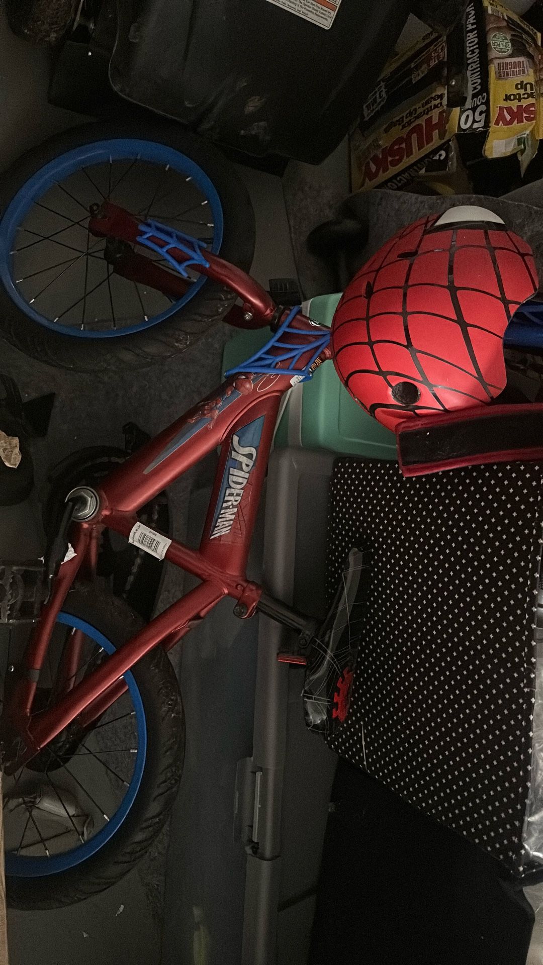 Spider-Man Bike With Spider-Man Helmet