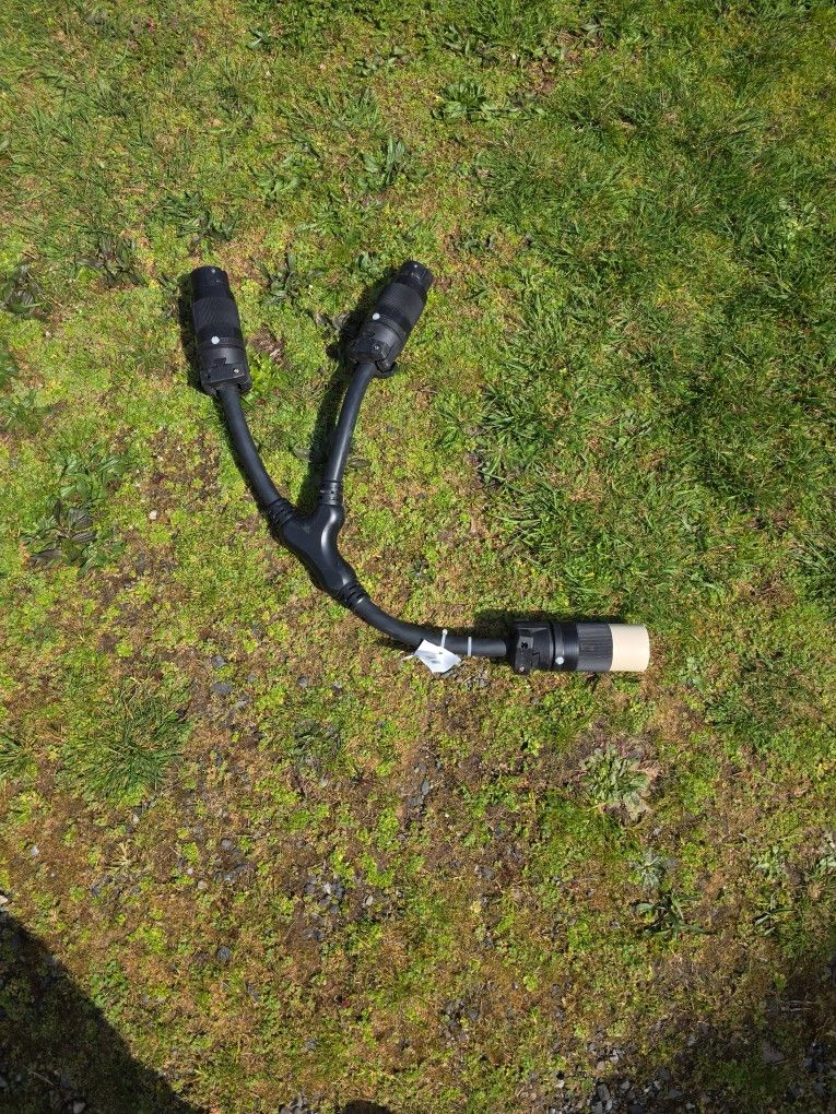 Voltec Y Adapter 