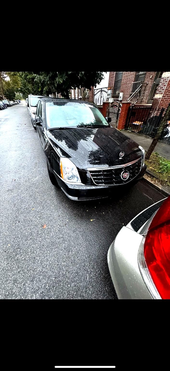 2011 Cadillac DTS