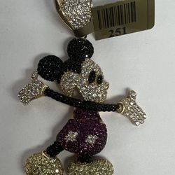 Gold Charm 14k 12.20 Grams 💰🤑$ 700