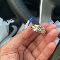 10k gold ring 9 diamonds 1/2 ct each