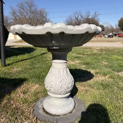 Concrete Birdbath