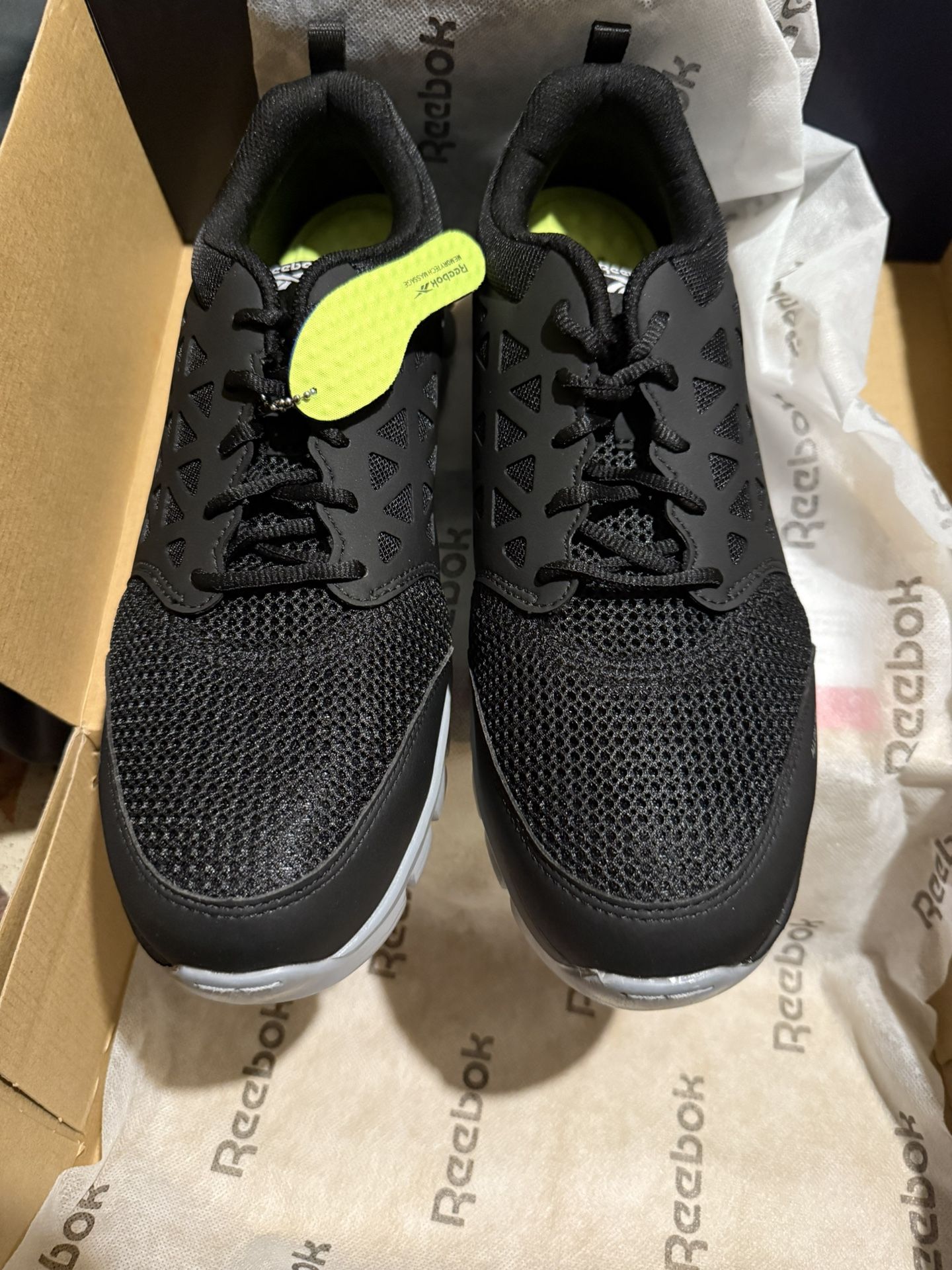 Reebok Composite Toe Athletic work shoes