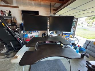 Varidesk ProPlus36 Stand up Desk plus dual Dell 22" monitors