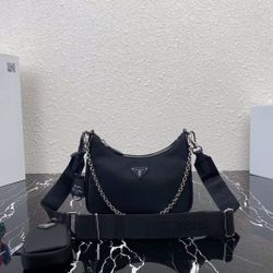 Prada Re-edition 2005 Saffiano Leather Bag Black
