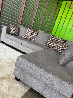 Grey sectional sofa couch (DELIVERY AVAILABLE)