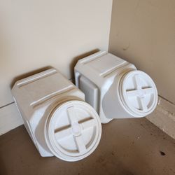 Pet Food Storage Container