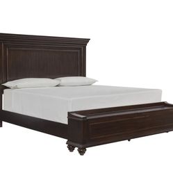Brynhurst Dark Brown King Panel Storage Bed

