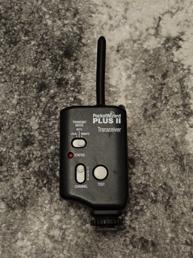 PocketWizard Plus II Transceiver | Wireless Flash Trigger | Off-Camera Sync