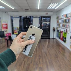 iPhone 7 Unlocked 32GB