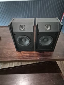 BOSE SPEAKERS