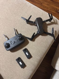 Foldable Quadcopter Drone with Remote and Batteries