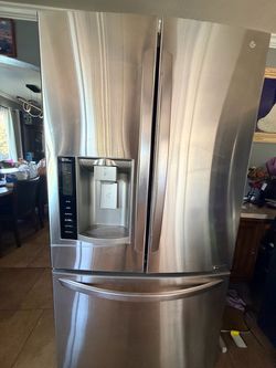 LG French door Refrigerator