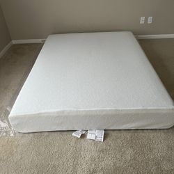 10" Hybrid queen matress