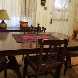 Vintage Dining Room Table + 4 Chairs