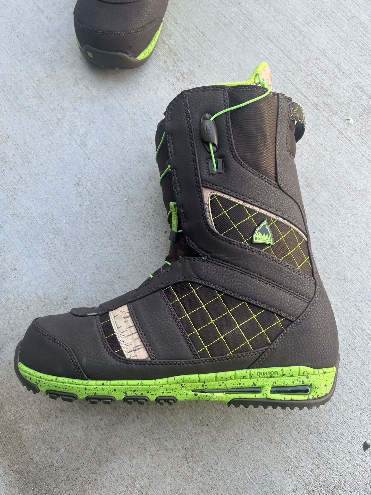 Men’s Burton Boots Size 11