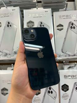 iPhone 13 Black 128 GB Unlocked For Any Carrier