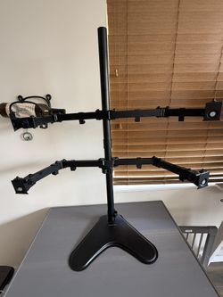 Quad monitor Stand