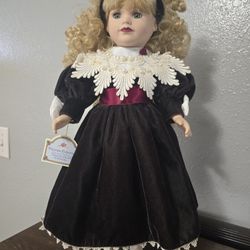 DOLL PORCELAIN ORIGINAL 17"