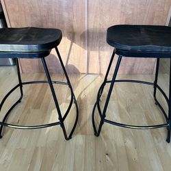 Counter Stools | Swivel