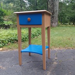 Wooden side table with drawer & shelf - 28" tall