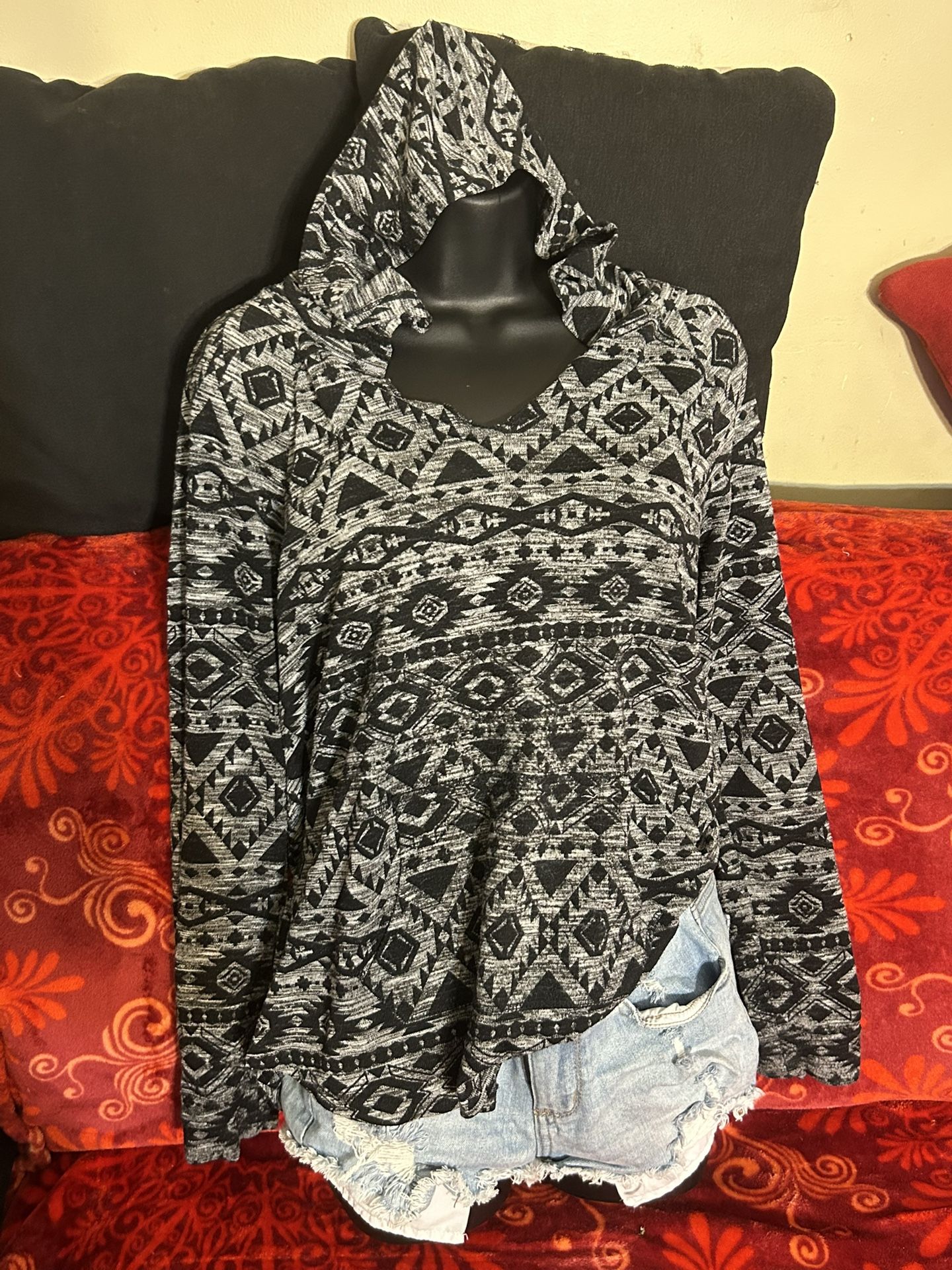 Women’s Clothing Sizes M, L, XL, XXL