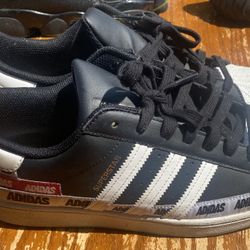 Adidas Superstar Black/White - Size 11