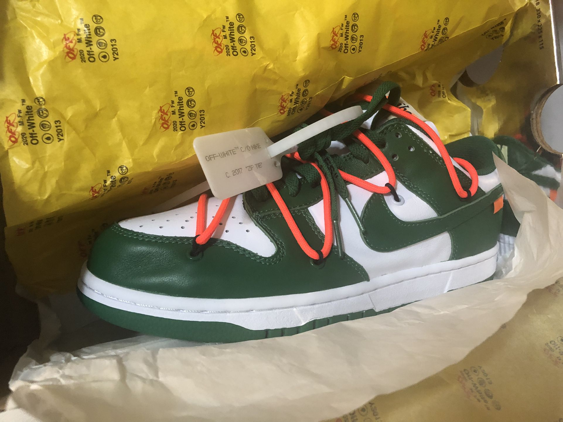 Off-White X Dunk Low Pine Green 
