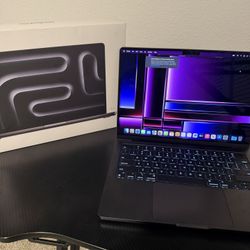 Apple MacBook Pro M4 14 Inch 2025