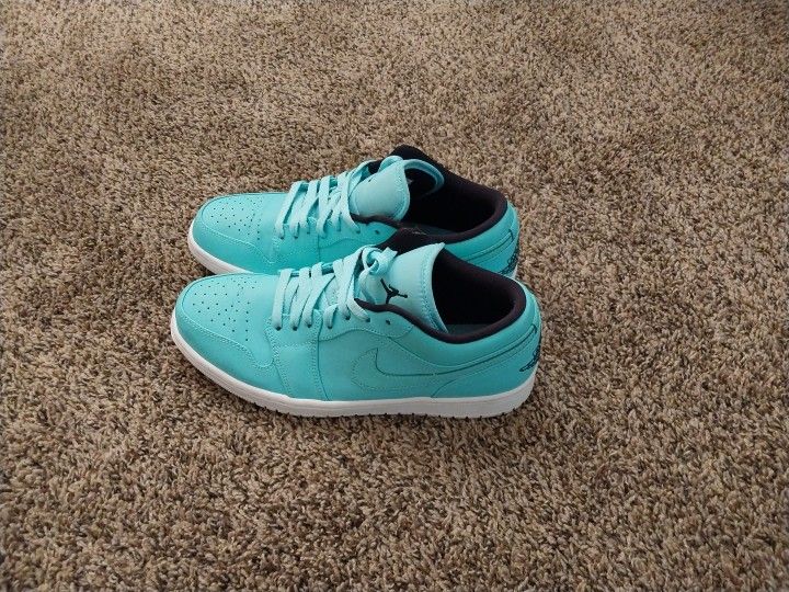 Airjordan1s Hyper Turquoise