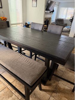Dining room table set