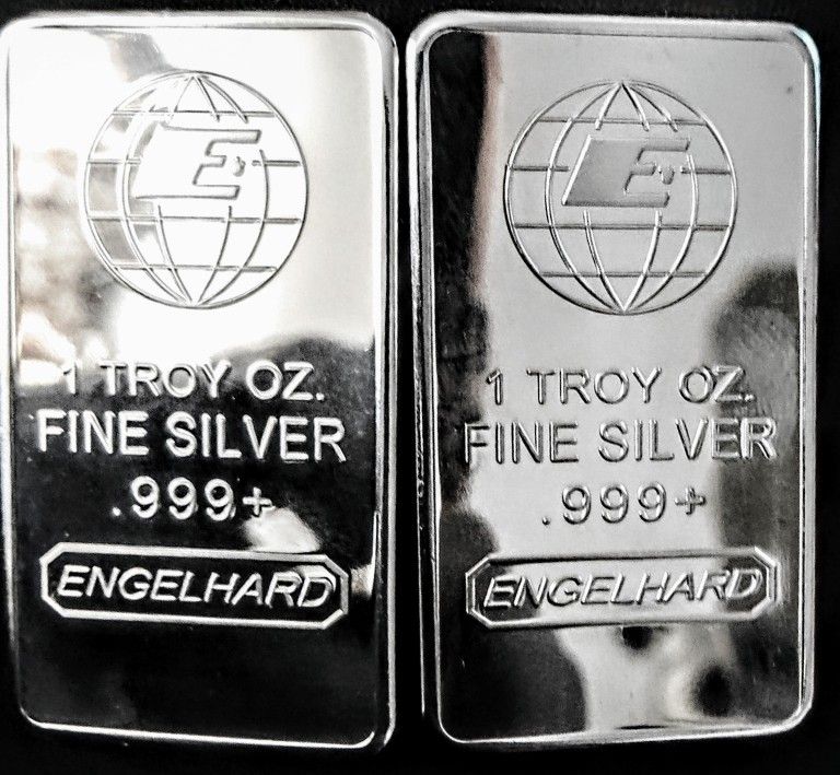 2 UNCIRCULATED Beautiful Engelhard Silver Bars