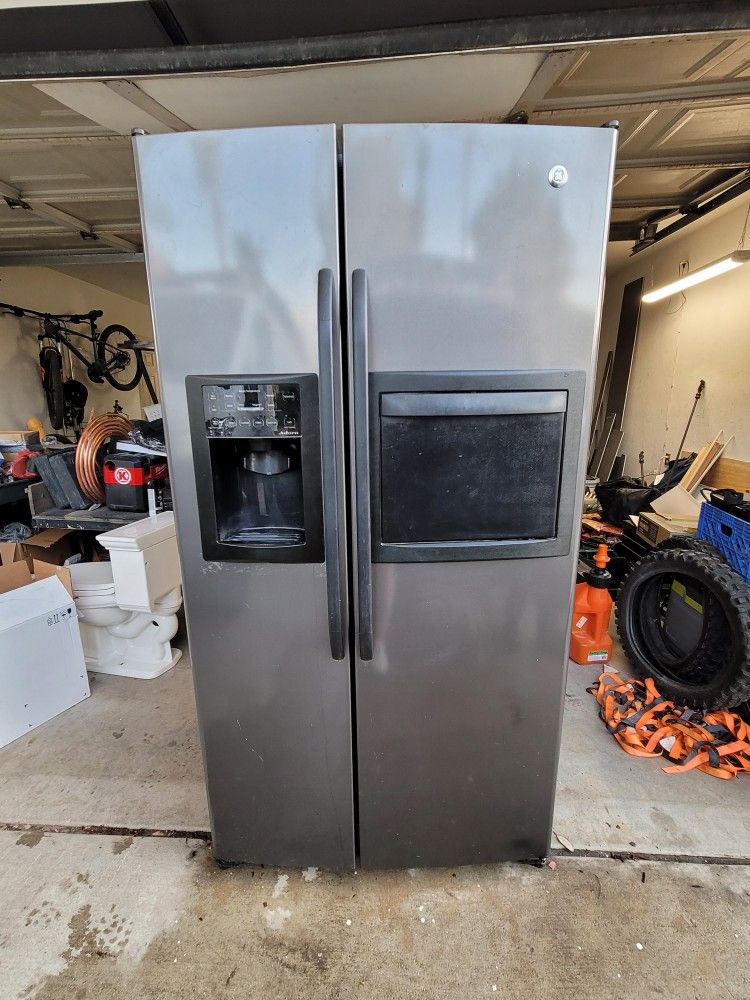 Refrigerator