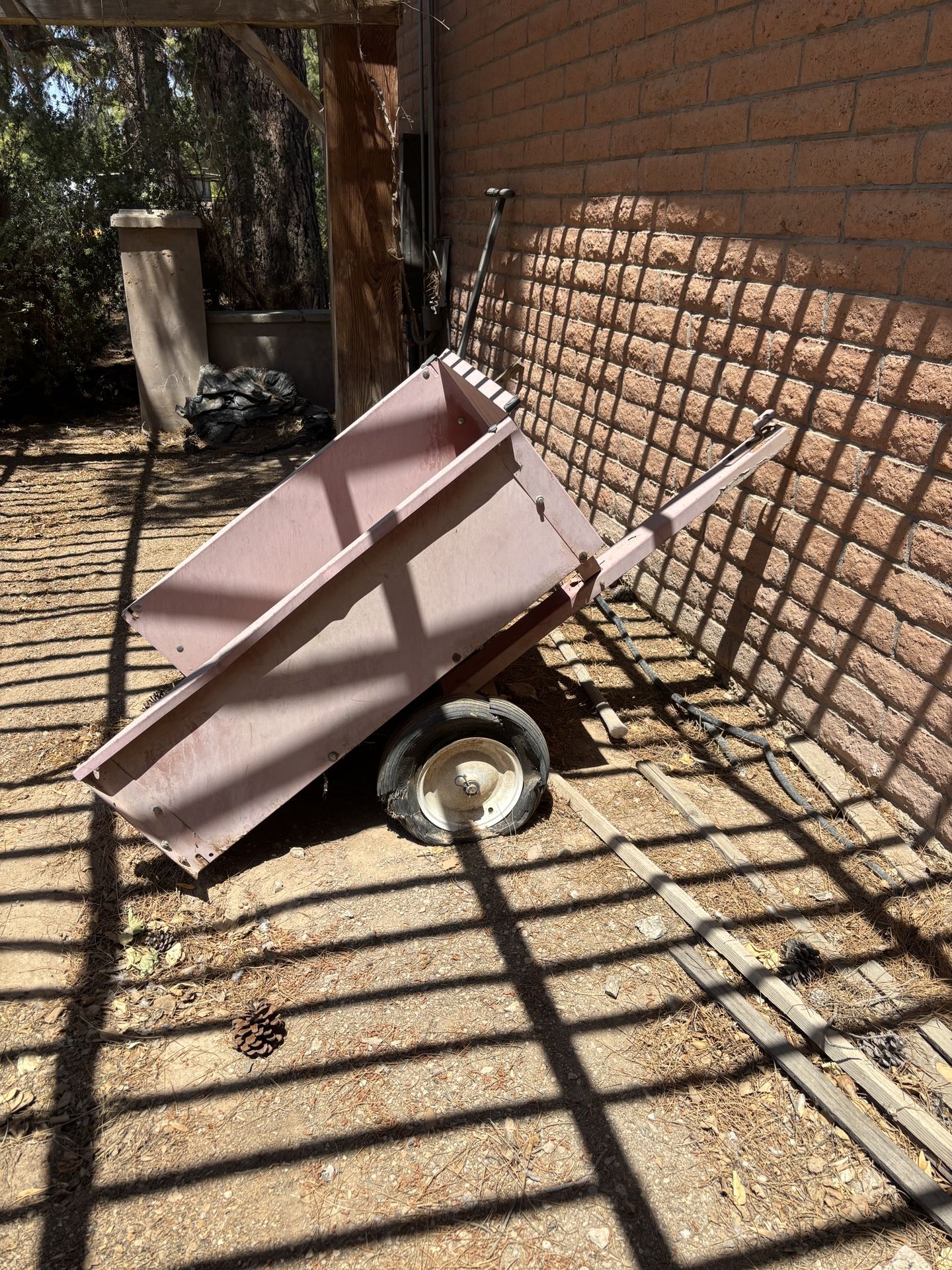 Dump Cart/Lawnmower cart